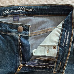 Mid-rise Skinny Jeans